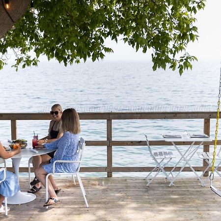 The Lakeside Prince Edward County Wellington Exterior photo