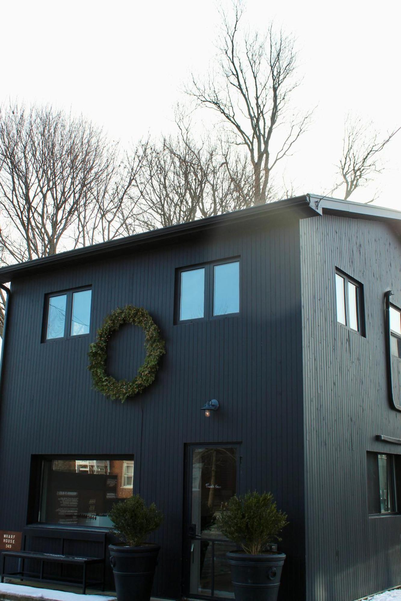 The Lakeside Prince Edward County Wellington Exterior photo
