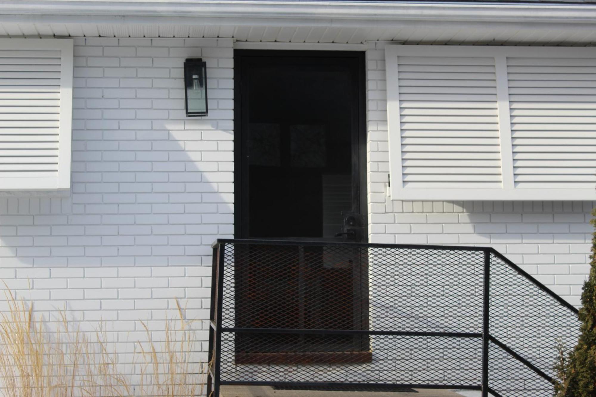 The Lakeside Prince Edward County Wellington Exterior photo